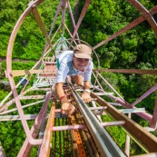 A Ouanary montée sur les antennes de télévision.  Guyane.