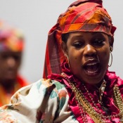 Photographe corporate guyane : chant traditionnel créole