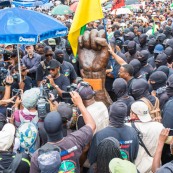 Crise sociale en Guyane. 4 avril 2017. Manifestation à Kourou, aux pieds du CSG (Centre Spatial Guyanais).