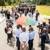 Crise sociale en Guyane. 4 avril 2017. Manifestation à Kourou, aux pieds du CSG (Centre Spatial Guyanais).