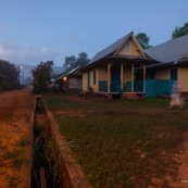 Arrivee au marais de kaw en Guyane.