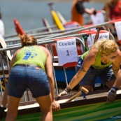 Competition de pirogue a Kourou (Guyane francaise) : les maitres de la pagaie. Sur le lac bois chaudat. Pirogue : P12 (12 places).