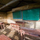 Ecole dans un village de campagne dans le parc national amboro en Bolivie. Traditionnelle.