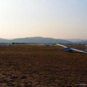 Club de planeur (vol a voile) de Vinon sur Verdon. Planeur en attente.