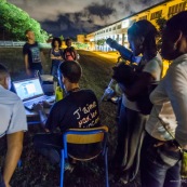 Lycee damas a Remire Montjoly Guyane.  Nuit des etoiles. Telescope astronomie lunette. Observation.